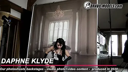 388-sahne arkası fotoğraf çekimi Daphne Klyde - yetişkin