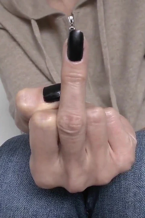 Lady Victoria Valente - Black Fingernails