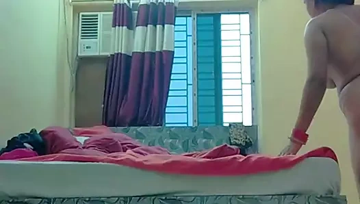 Hintli üvey anne ve üvey oğlu seks yapıyor