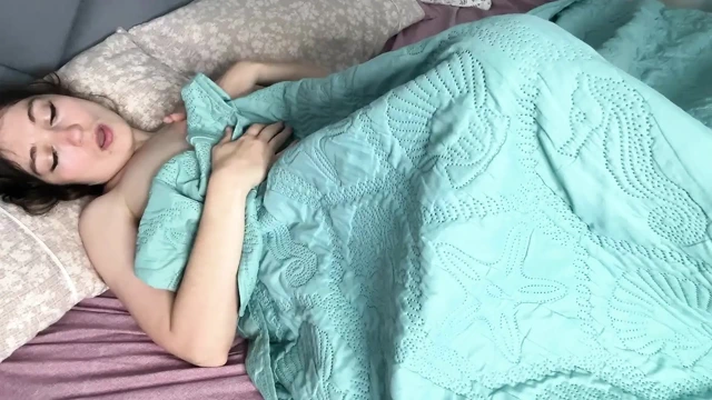 Sabah amcık zevki. Gerçek orgazm için yoğun parmaklama