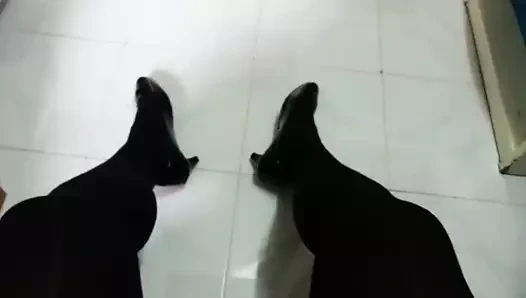 Külotlu çorap teaser 10 ile siyah patent pompaları