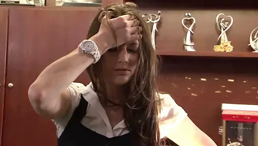 Benim klitoris senin sıcak ağzın için mükemmel!!