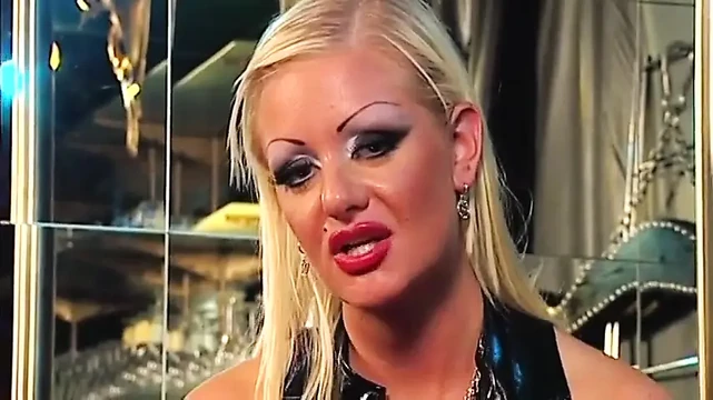 Sadomaso-klinik aşırı BDSM Seansı