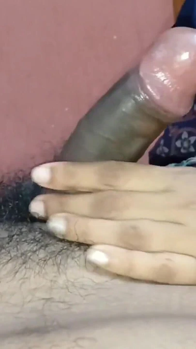 Duygusal an "ATEŞLI HINTLI KADıN ILK KEZ YARAK EMIYOR"