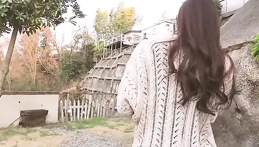 Büyük memeli güzel Asyalı sahne 2_big göğüslü külotlu Japon kadın kıllı amından sert sikiliyor