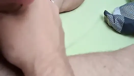 Ağzıma geldi ama onun yerine büyük göğüslerimde olmasını istedim