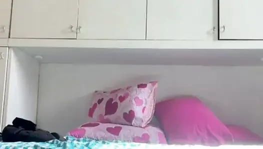 Transvestit Daniela Santos gösteriş yapıyor