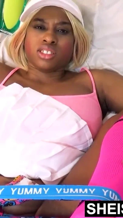 Эпический момент от "Горячая чернокожая крошка хардкорно сквиртует, подборка, худенькая ботаничка с большой попкой SheisNovmber, трахается раком в видео от первого лица, грубый в миссионерской позе"