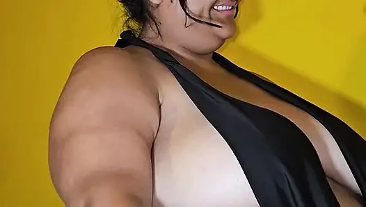 Ssbbw Bayan Rain yayın yapıyor