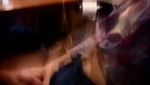 Kız kıyafetleri içinde olmayı seviyorum