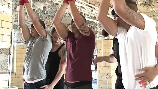 Visconti üçlüsünün esaret altında dünya başbakanı