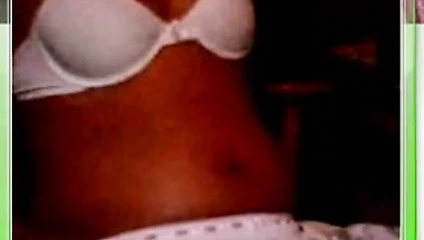 Chica Dominicana de Badoo Masturbandose en Webcam