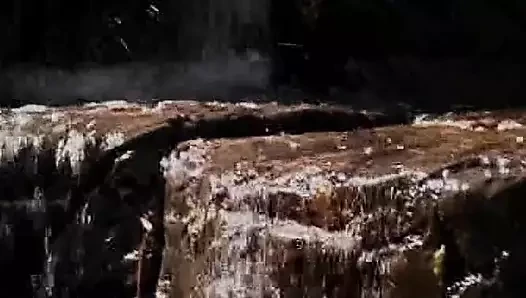 Muhteşem sarışın lezbiyen sürtükler takma yarakla birbirlerini sikiyor
