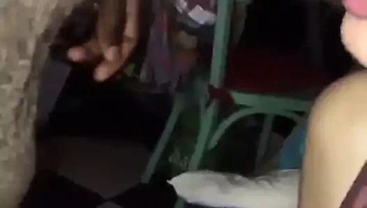 gözleri sahiptir emme ro7