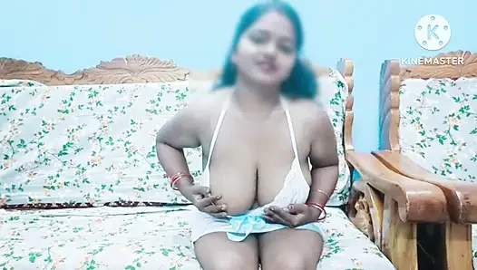 Azgın kız edepsizce konuşarak ve amına mastürbasyon yaparak baştan çıkarıyor - tamil erotik video