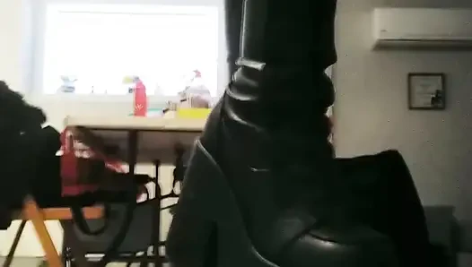 Diz Üstü Botlar Demonia