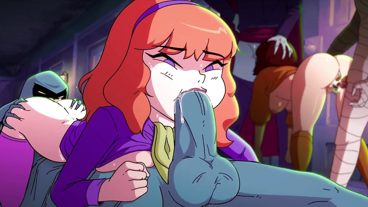Velma ve Daphne (Scooby Doo) korkunç yaratıkların bir sürü tarafından alındı