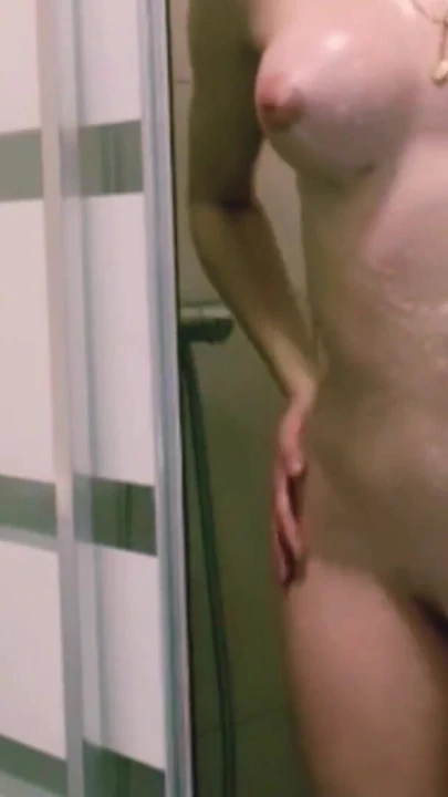 Sikişmek için nasıl duş alıp amımı ağdaladığımı görmek ister misin? | Klip 2