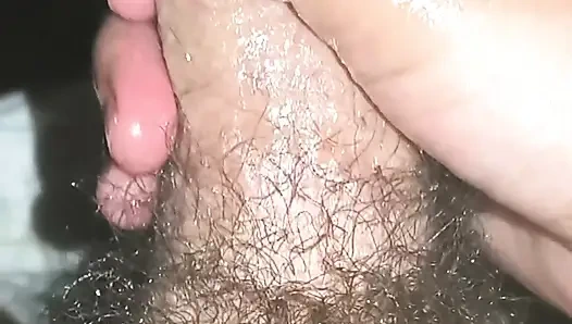 Ateşli Elle Muamele Kocasının Arkadaşının Yarağının Üstüne Çıkıyor