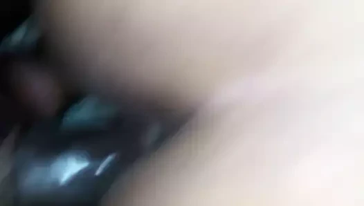 Belle coucoune latine en levrette