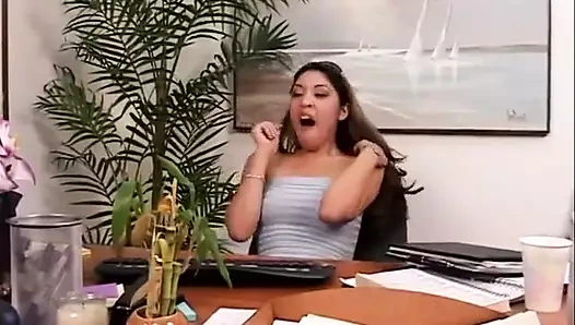 Rüya gören esmerin kirli bir aklı var