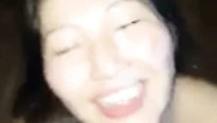 azgın asyalı kazakh eş tatmin edici bir demet arasında rus musluklar