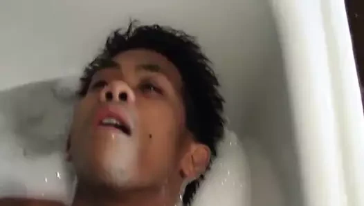 Asya oğlan scorpion mastürbasyon kapalı