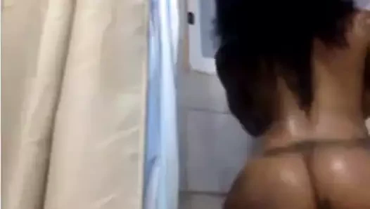 Abanoz bebek ile büyük memeler