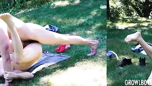 Oğlan ile büyük çük gets becerdin eyersiz tarafından canavar horoz