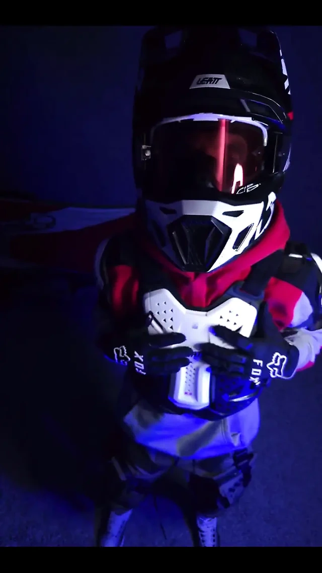 Tn spor ayakkabıya tatlı boşalma