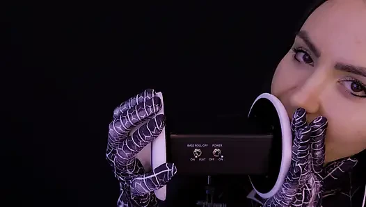 Asmr kulak yalayan örümcek kız cosplay