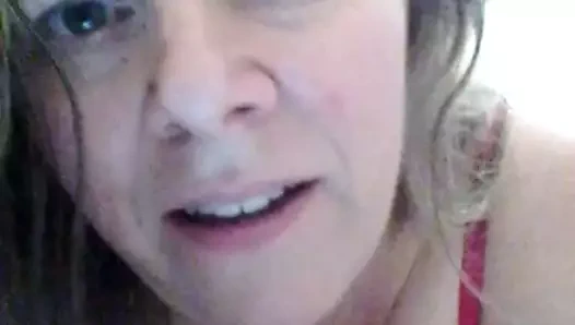 Seksi brenda adalet bir britney şarkısı söylüyor