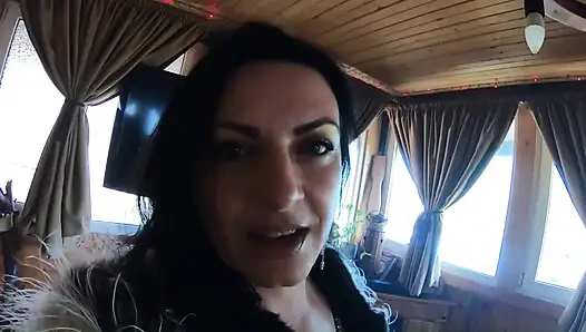 Orta yaşlı seksi kadın ile çifte zevk bölüm 44 47 çorap fetişi, oral seks ve anal