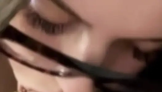 Shes sikimi emmeyi seviyor