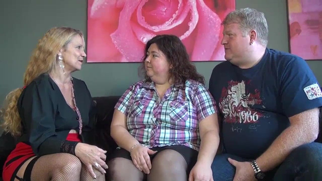 Spectacular threesome with a view of two horny milfs - 4