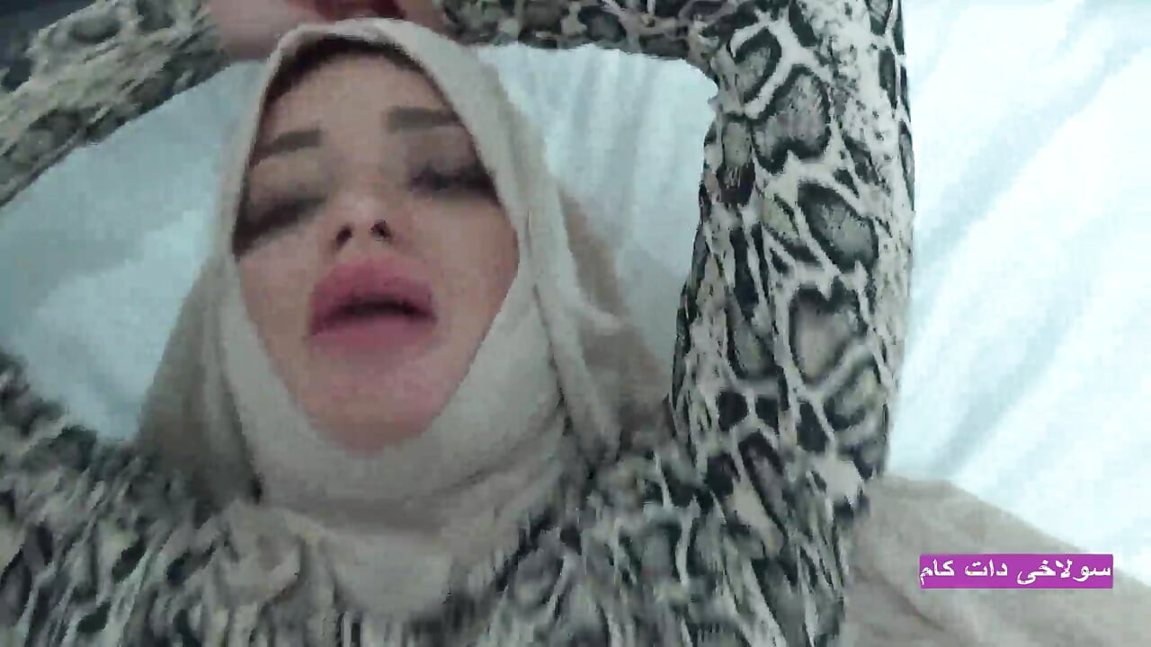 Ateşli anne ile azgın İranlı seks pornosu
