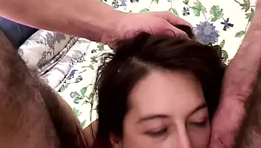 Sert musluklar için bir sıcak, istekli İtalyan milf bölüm 2