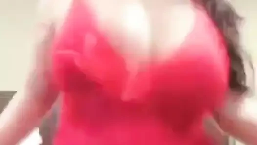 Khulna'nın süper sıcak modeli