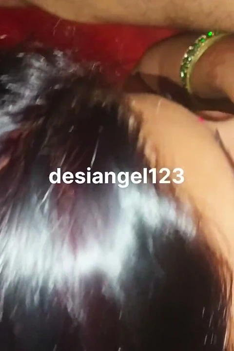 Hintli kadın otelde sevgilisi tarafından sikiliyor. Bölüm - 2