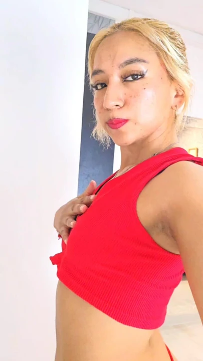 Cadılar bayramı geliyor ve bu küçük şeytan şimdiden seni bekliyor