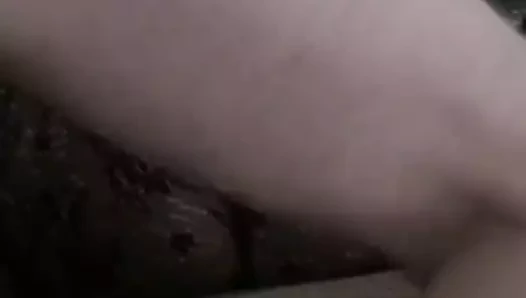 Balık ağlarında büyükanne sürülmüş sert