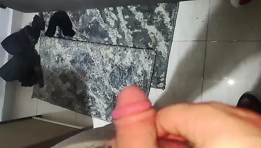 Bir Gulf gavat karısını şoförle filme alıyor, büyük bir yarakla götten sikiyor