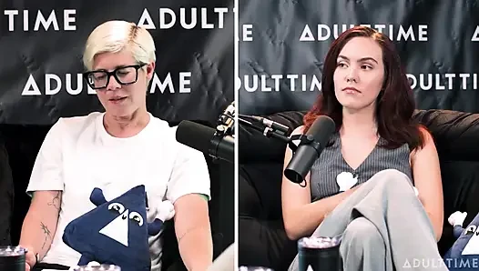 Freya Parker orta yaşlı seksi kadının alnında dövmeli istiyor! Bunu tercih eder misiniz, yetişkin zamanı podcast'i