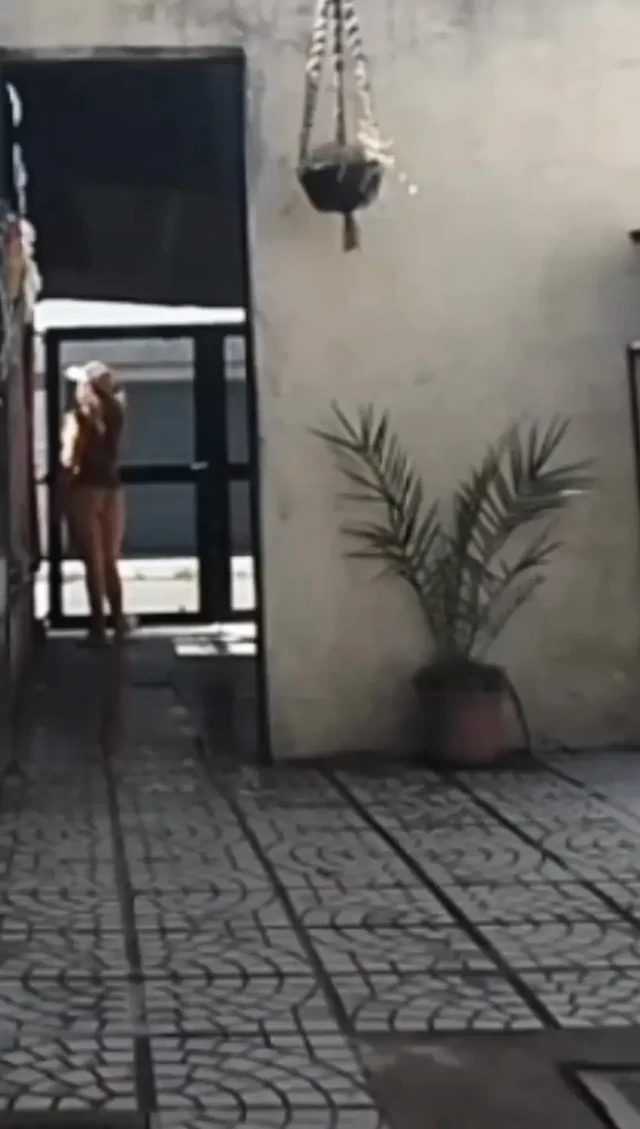 Halkın içinde çift seks