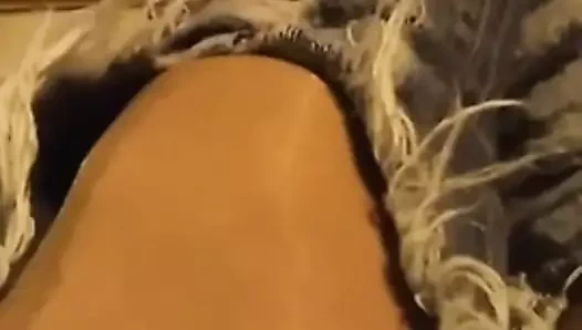 GECE BULBULDERESINDE ICERKEN