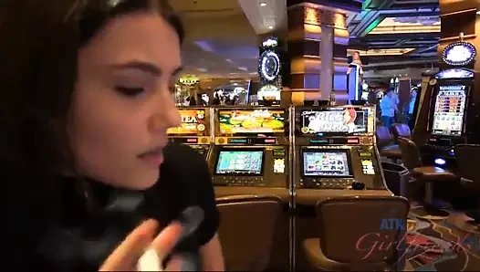 Adria rae milks senin horoz sağ üzerinde için ona güzel ayaklar