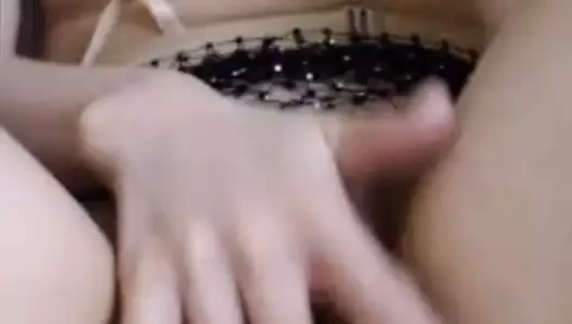 oynayan seksi kız