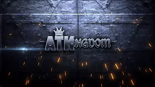 Sıkı ıslak sarışın Lily Larimar'ın yüzüne boşalma bakış açısı domaltmalı atk