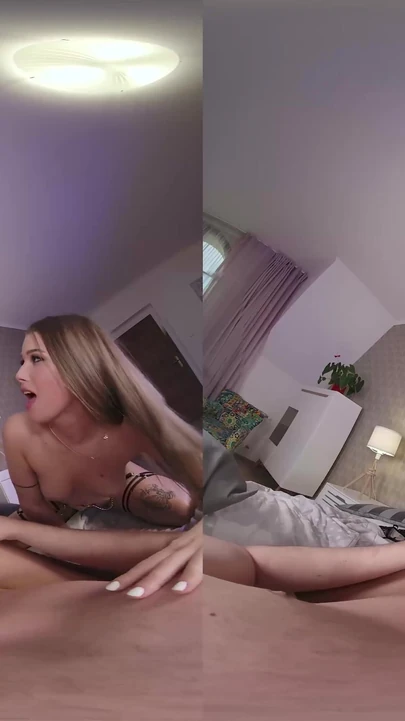 Мощный момент из "18VR Olivia Sparkle и Athenea Rose неразделимы, даже когда дело доходит до траха"