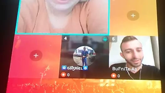 Curva proasta si drogata